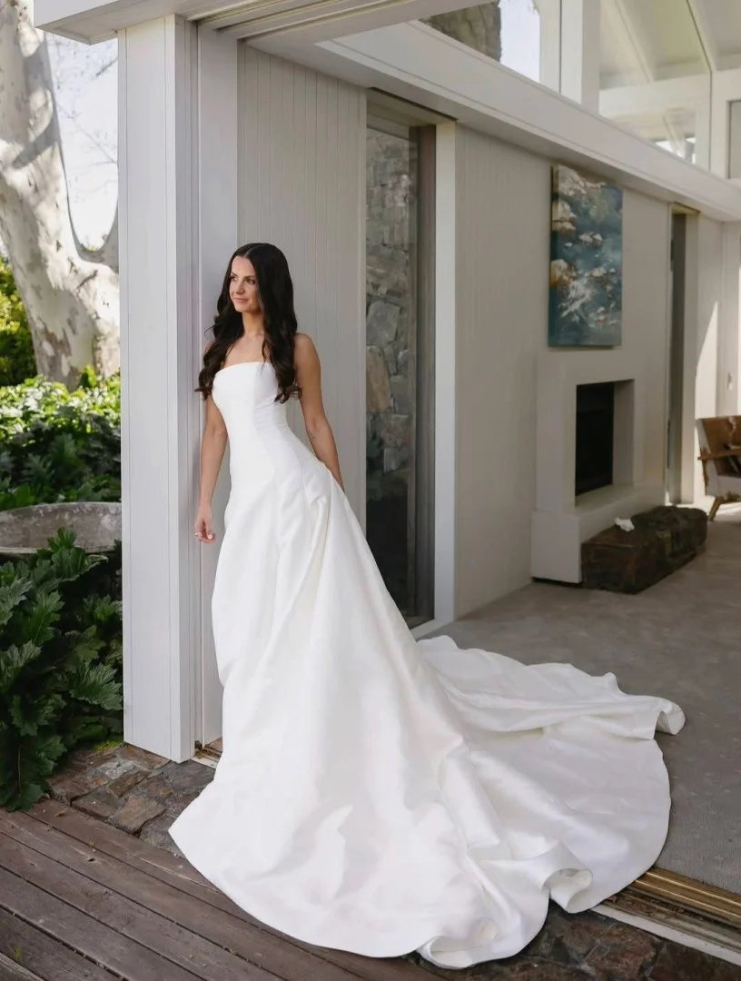 Bride with soft glossy waves and bridal makeup by Runway Tamworth